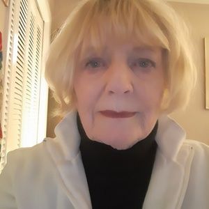 Meet your Posher, Phyllis